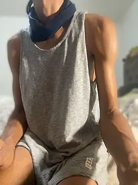 Chatroom XXX en direct de johnny_sutra