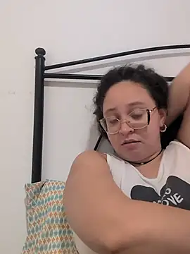 Gia_Bluexxx – Live XXX-chat