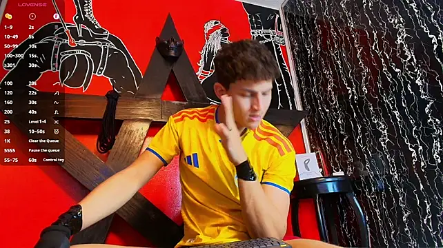 XXX chat uživo modela Axel_Romanov