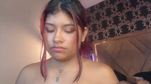 ChantalPetit 现场XXX聊天