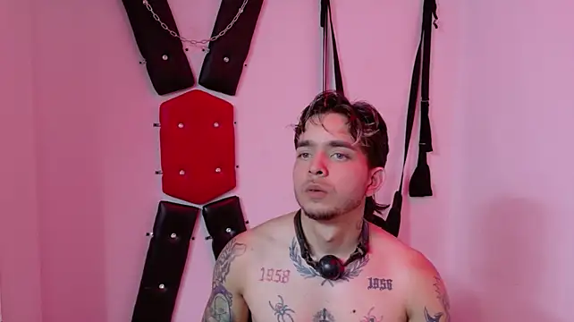 AliceandMax's Live XXX Chat