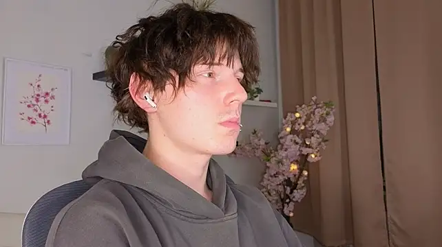 XXX chat uživo modela Benjamin_Brooke