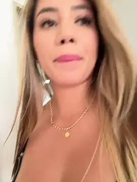 angelinadreamss Adlı Modelin Canlı XXX Sohbeti