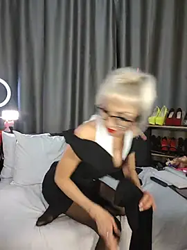 Milforja Chat XXX live