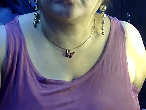 צ'אט XXX בשידור  חי של Soniya_Sha