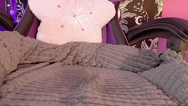 Gaia_Gatex's Live XXX Chat
