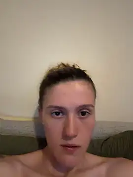Iadyn Live XXX chat