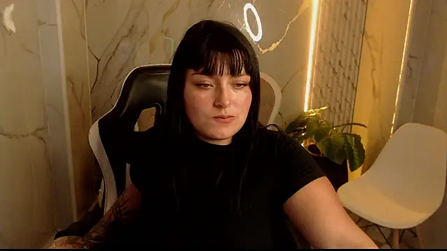 Amber_b_ Chat XXX in diretta