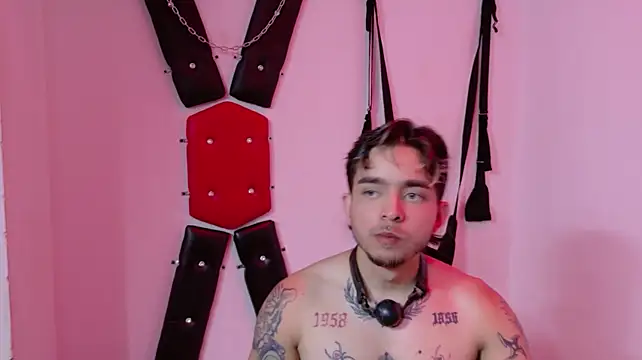 XXX chat uživo modela AliceandMax