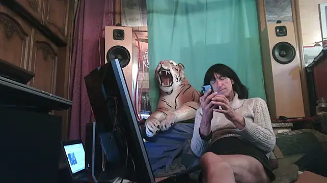 SissiDomination élő XXX-chatje