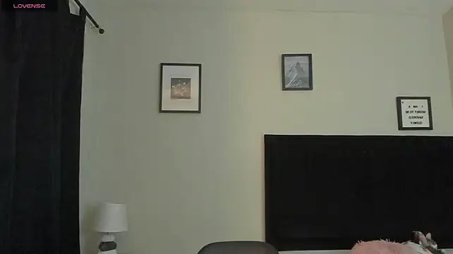 Sara_B's Live XXX Chat