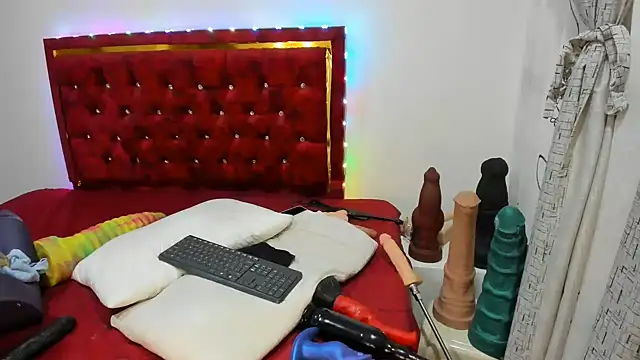 Chatroom XXX en direct de charlloteevans_X