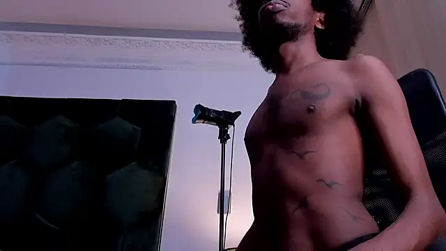 AllexJacob 即時 XXX 聊天