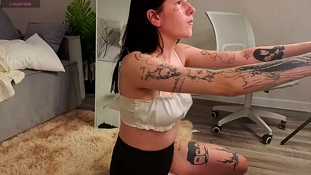Ester_Henderson – Live XXX-chat