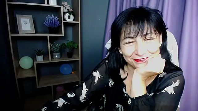 LiluGrants Adlı Modelin Canlı XXX Sohbeti