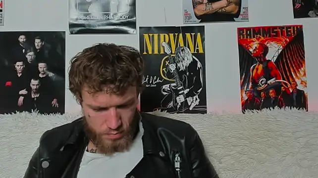 XXX chat uživo modela Huntall77