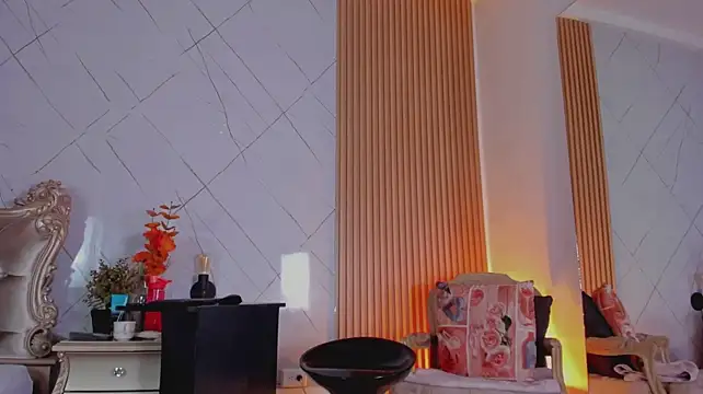 Chat +18 de SaraDreamsss ao vivo