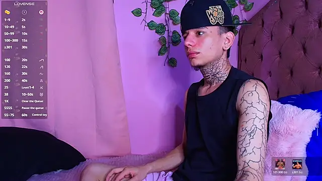 TheBatMansion webcam show