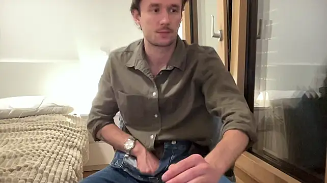 Онлайн чат XXX cute_mark