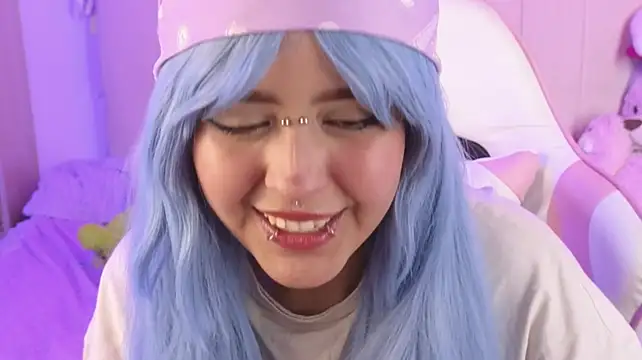 XXX chat uživo modela NekoWaifu