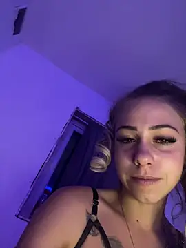 Katherinabby33 webkamerás műsora