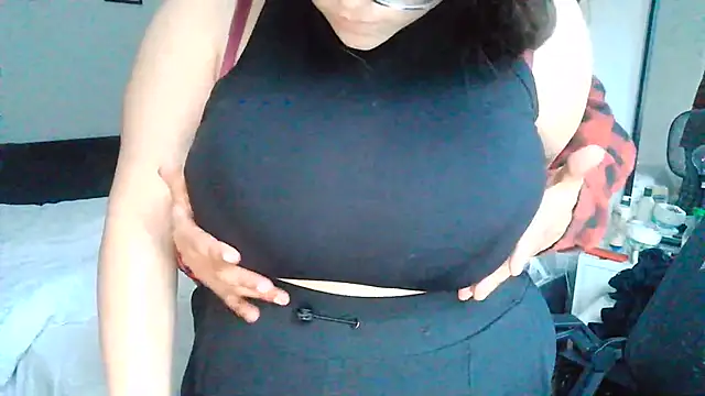 Chat XXX ao vivo de nerd_couple