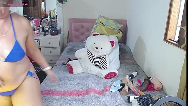 Živý XXX chat lucy_belle_bm