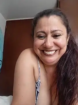 EmmaJhomson 라이브 XXX 채팅
