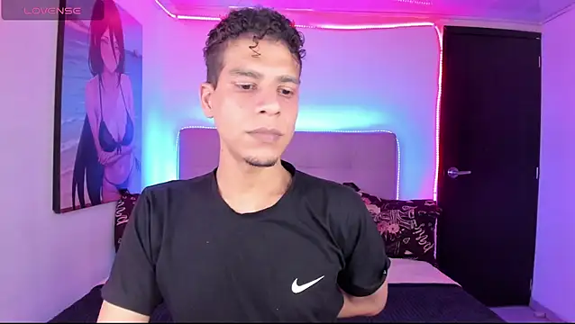 Pertunjukan Kamera Web Ethan_Boyy