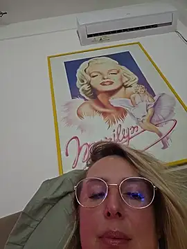 MariaRichi_ live XXX chat