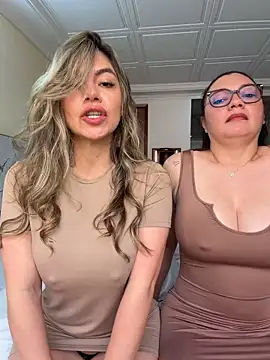 alicee16 XXX чат на живо