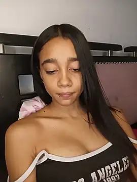 Zoe_Sweett18 webkamerás műsora