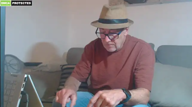 XXX chat uživo modela bluedae1