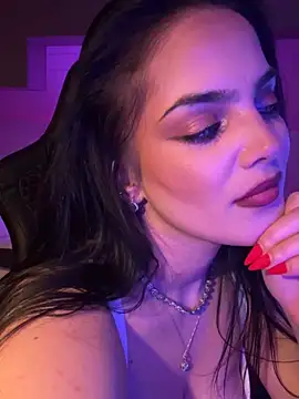 LunnaVey's Live XXX Chat