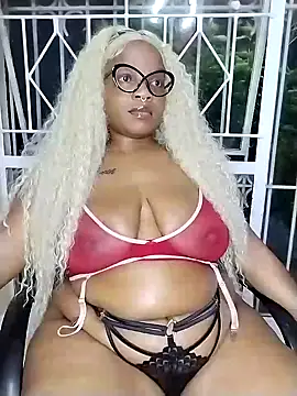 צ'אט XXX בשידור חי של SweetestBootyXxX