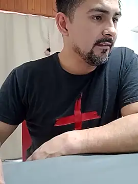 Bradd_32 Live XXX Chat