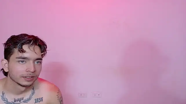 XXX chat uživo modela AliceandMax