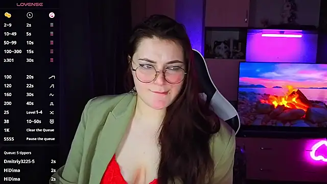 KatieMuse's Live XXX Chat