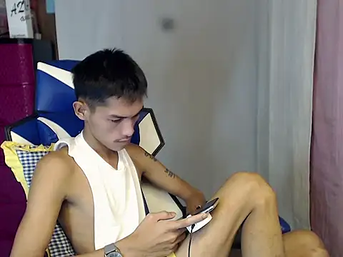 XXX chat uživo modela riks_tyler