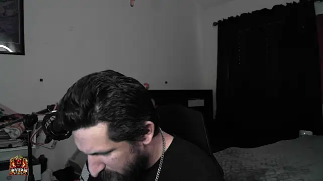 Czat XXX na żywo – DevilPup75_
