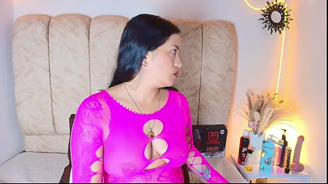AvaX_777 élő XXX-chatje