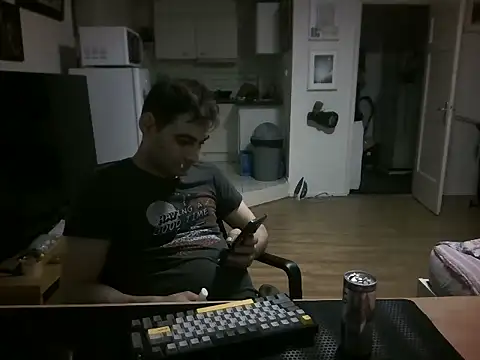 Chat +18 de mihaimichael ao vivo
