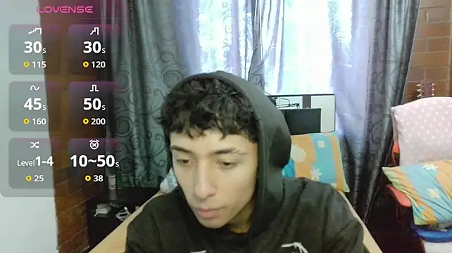 Mr__Aaronn Chat XXX in diretta