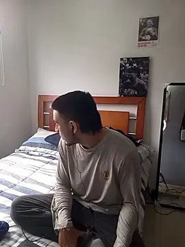 Taylor_DiamondBoy Live XXX-chat