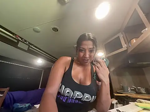 butterfly_liips XXX чат на живо