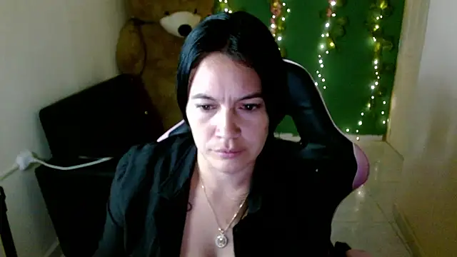 Chat +18 de cristal1609 ao vivo