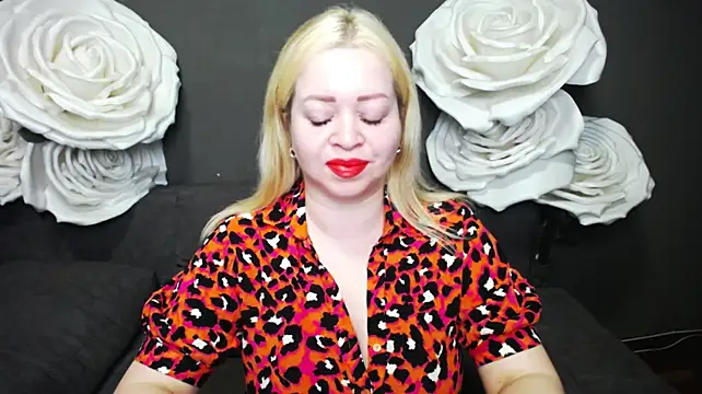 دردشة OliviaVerr الجنسية المباشرة