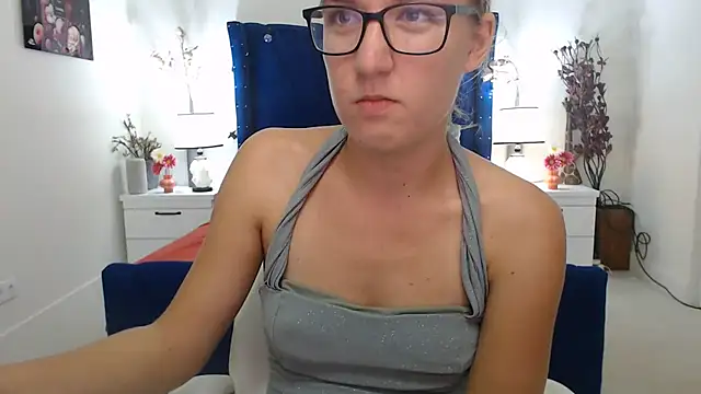Yennylovesn Live XXX chat