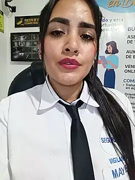 MAYE__13n Live XXX chat