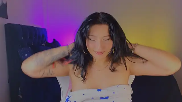 Pauilinan Live XXX chat